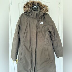 Women’s Arctic Parka